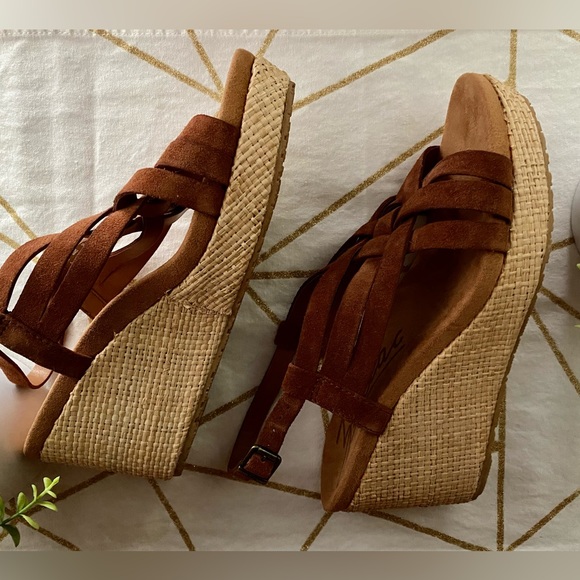 Zodiac Petra woven wedge Sandals - Picture 7 of 13